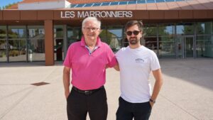 CUT CUT Henri Gaillard et Mickaël Plasse devant la salle des Marronniers qui accueille en octobre deux soirées